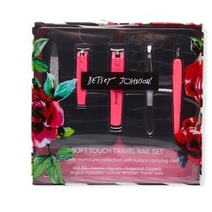 Betsey Johnson Soft Touch Travel Nail Set - NWB